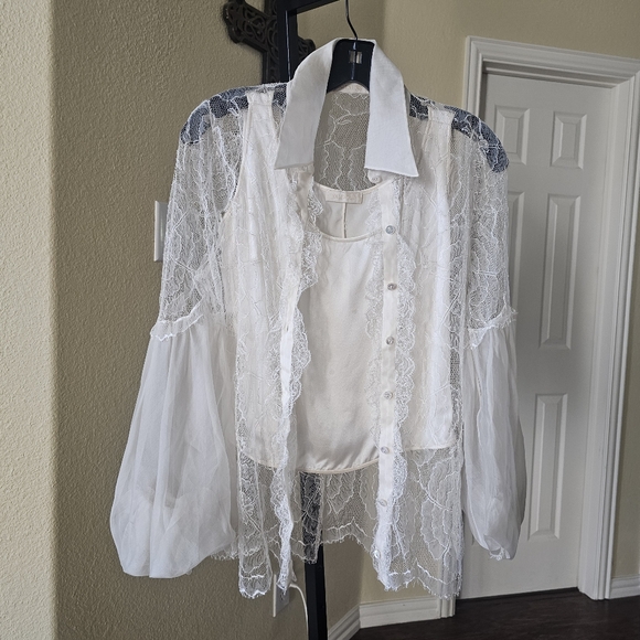 Valentino 3pc Cream and Black Top/Cami/Pant Set Size S - Picture 2 of 15